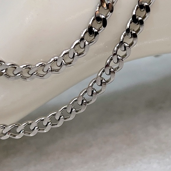 Silver Cuban Link 24” Chain Necklace - Picture 4 of 8